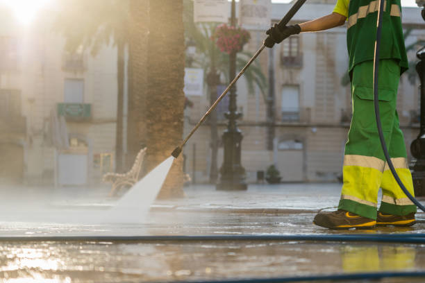 Best Factory Floor Cleaning  in Holtsville, NY